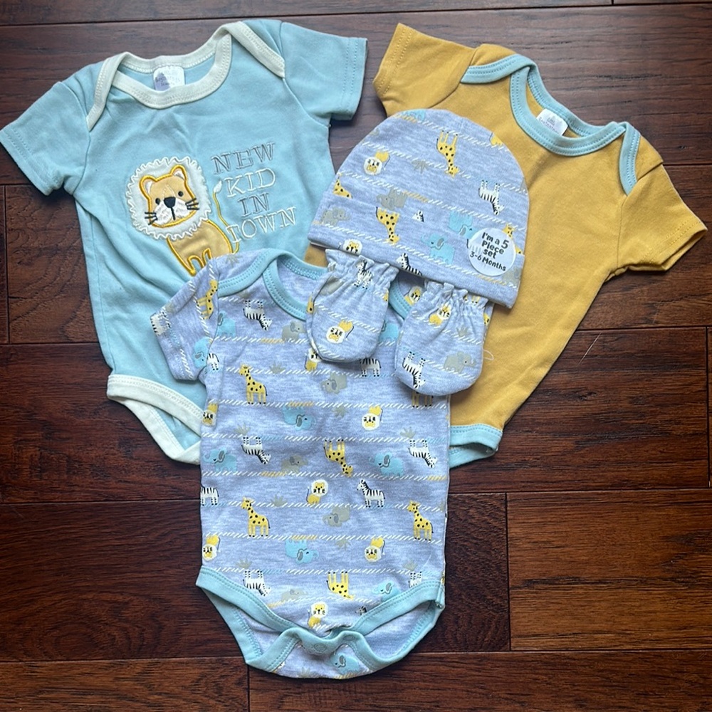 Blue and Yellow Bodysuit Set with Animal Prints